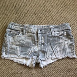 LF carmar denim palm shorts